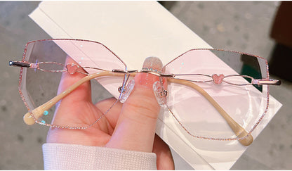 Model 682 Women Decorative Plain Glasses Big Lens With Heart Anti Blue Light Computer Custom Myopia Rimless Eyewear Mouse Pattern Frame