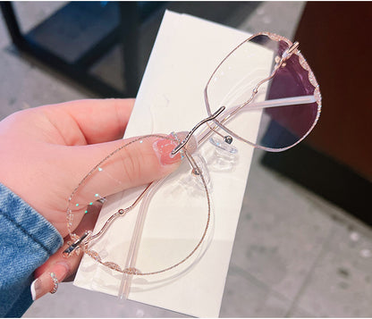 Model 7822 Anti Blue Light Filter Rimless Computer Eyeglasses Myopia Women Simple and Generous Very Light Glasses Frame Lady Eyewear